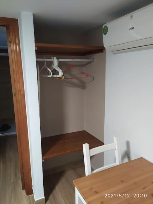 Estudio Maria De Waard Nerja Bagian luar foto