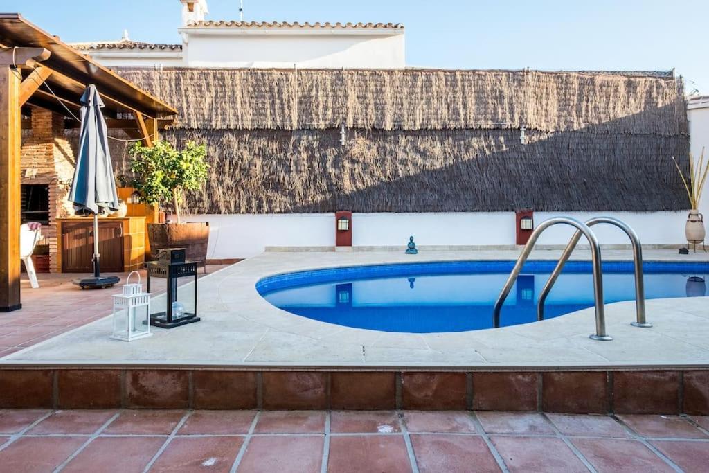 Estudio Maria De Waard Nerja Bagian luar foto