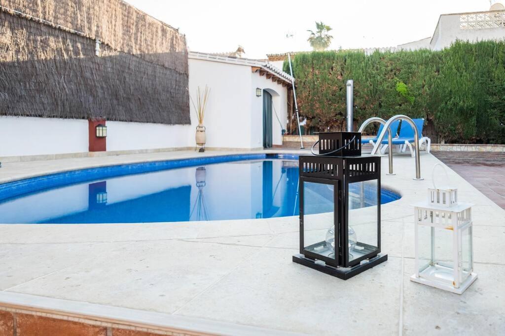 Estudio Maria De Waard Nerja Bagian luar foto